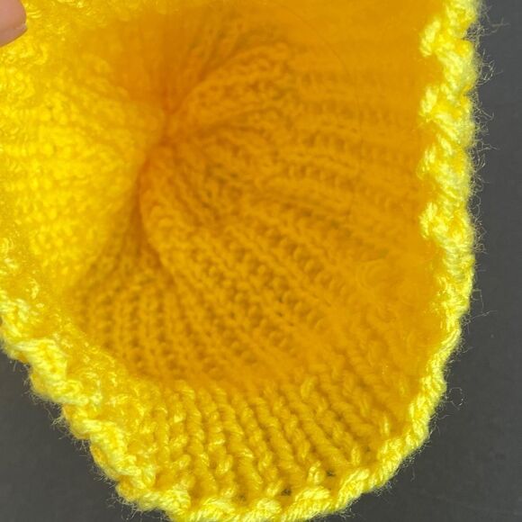Handmade Knit Pom Pom Hat Yellow - Picture 2 of 7